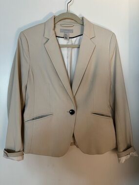 Women's Single-Button Beige Blazer